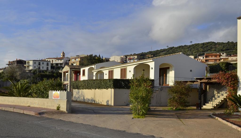 Gf Apartments La Vigna Badesi Exterior photo